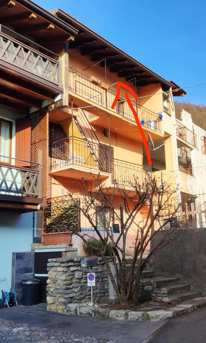Cute Little Flat With View, 20 Mins To Bgy Airport Apartman Pradalunga Kültér fotó