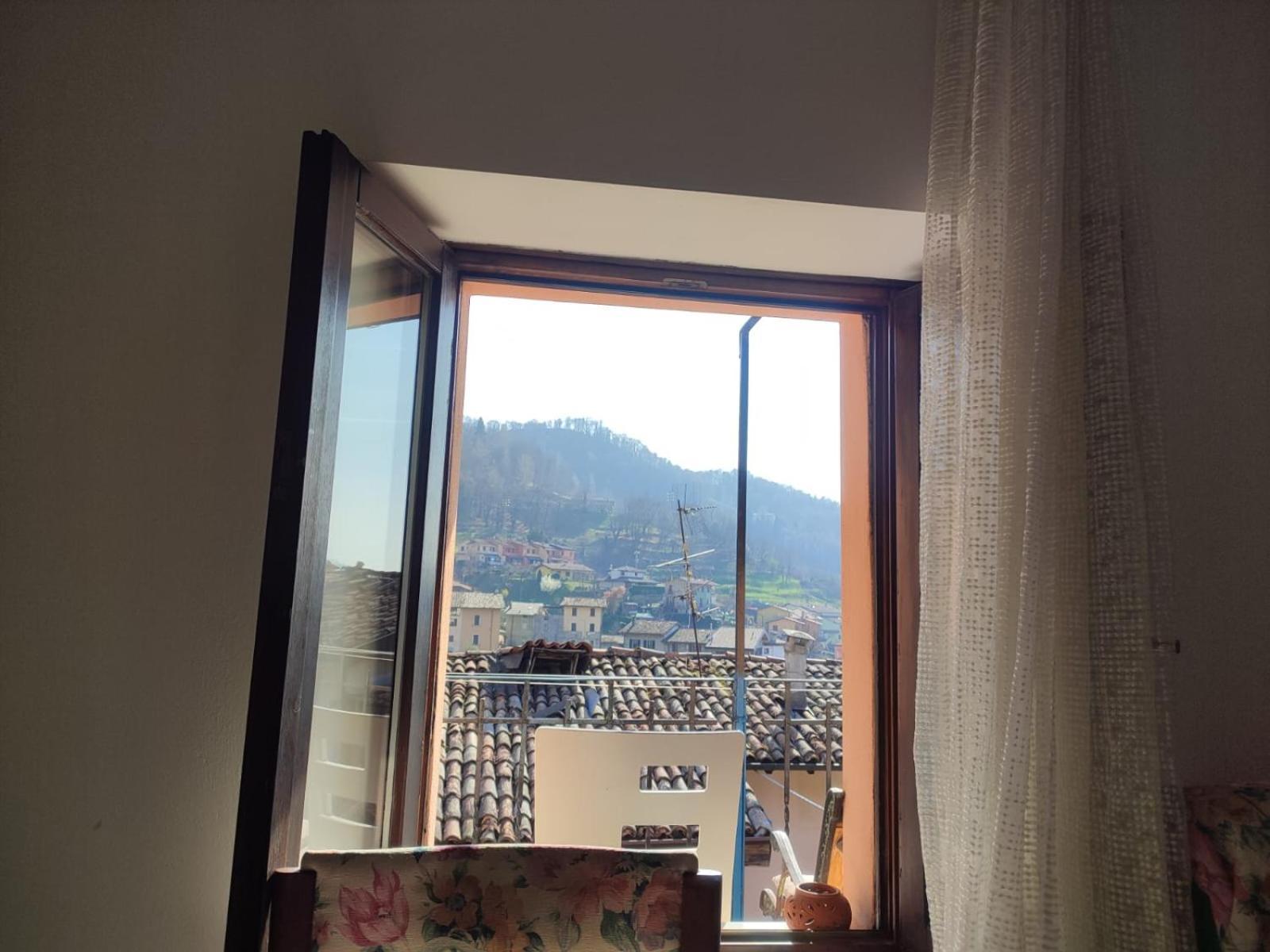 Cute Little Flat With View, 20 Mins To Bgy Airport Apartman Pradalunga Kültér fotó